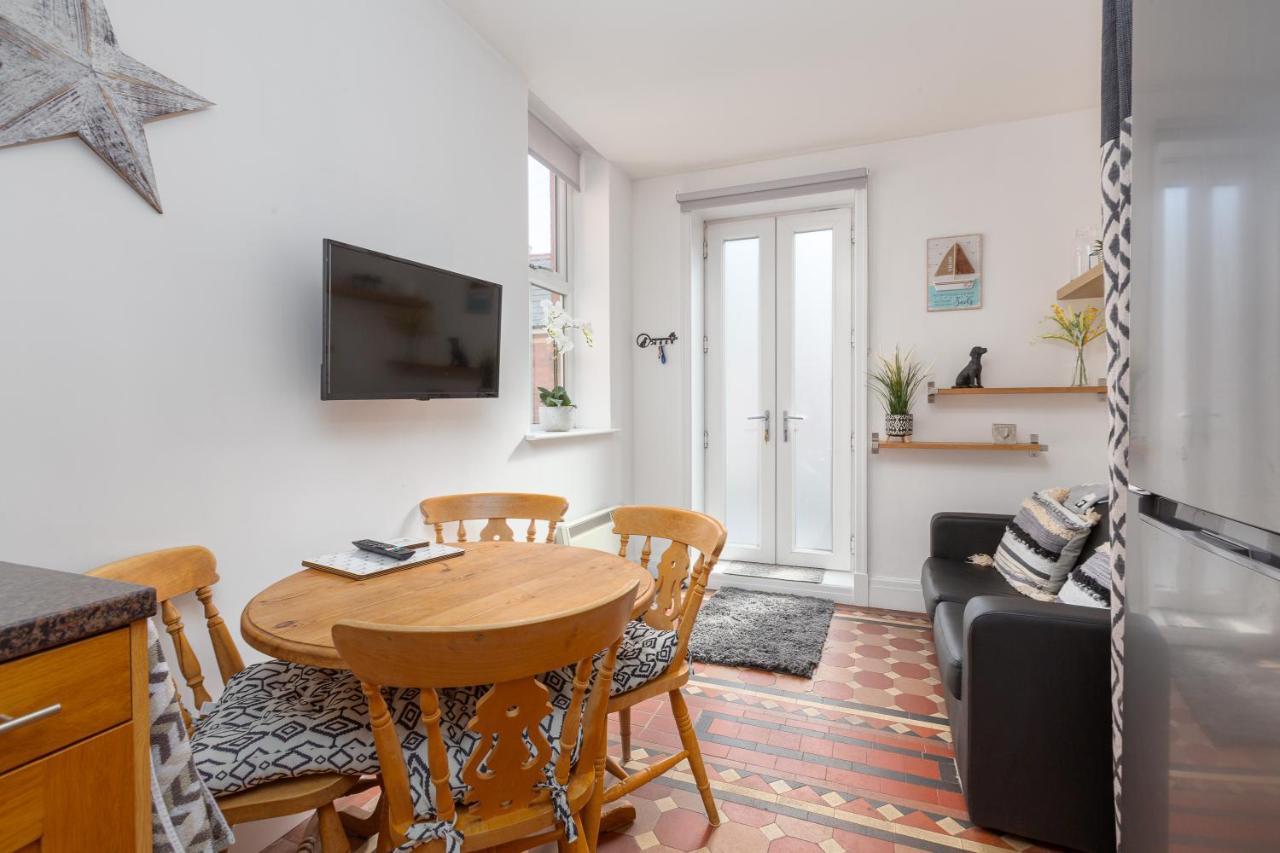 Charles Alexander Short Stay - Clifton Drive Beach Retreat Lytham St Annes Dış mekan fotoğraf