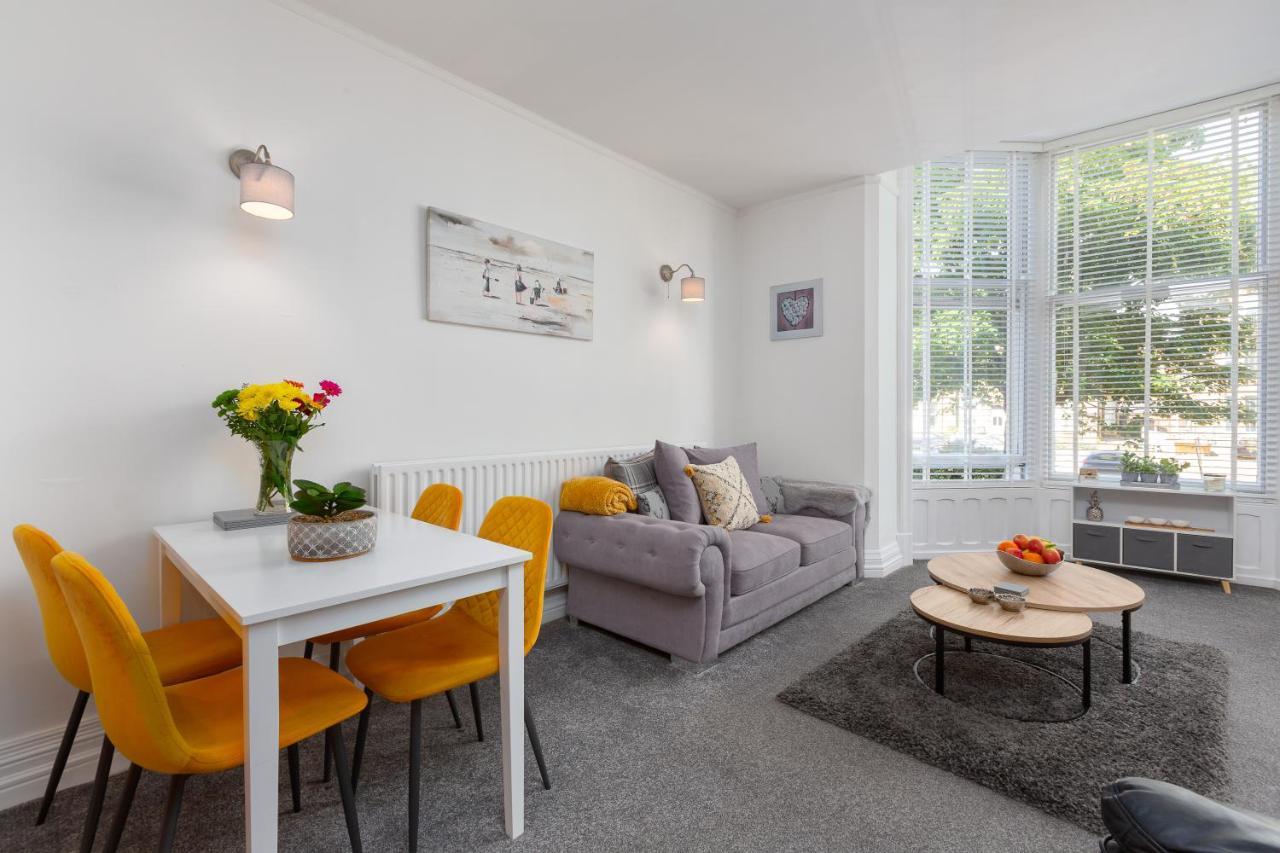 Charles Alexander Short Stay - Clifton Drive Beach Retreat Lytham St Annes Dış mekan fotoğraf
