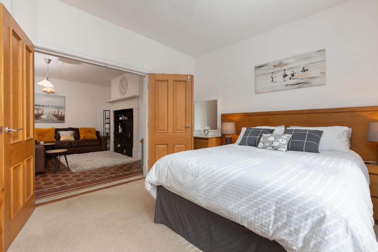 Charles Alexander Short Stay - Clifton Drive Beach Retreat Lytham St Annes Dış mekan fotoğraf